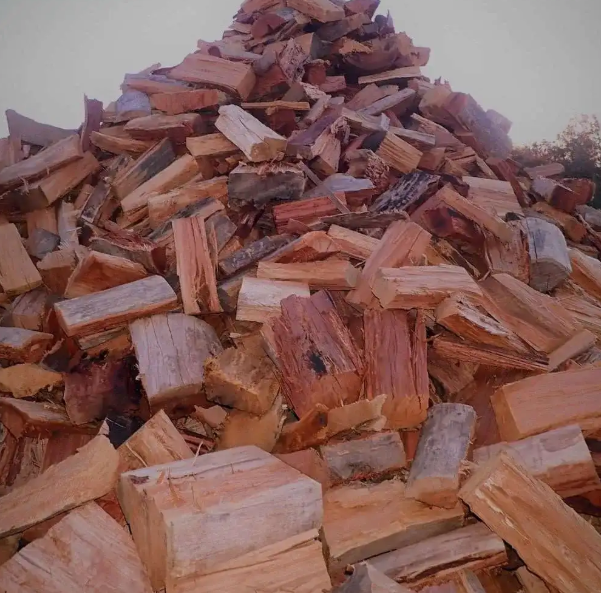 Buy Bulk Dried Oak Firewood Online Wholesale High Quality Hardwood Logs for Heating Fireplace BBQ Outdoor Use